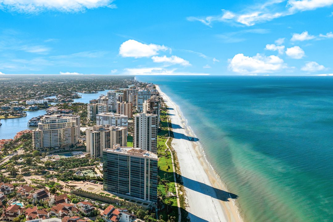 4127 Belair Ln, Naples, FL 34103