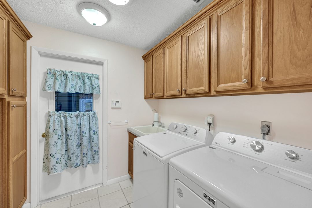 9857 Owlclover St, Fort Myers, FL 33919