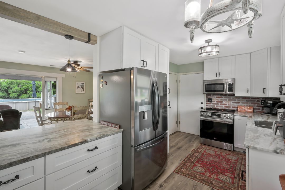 1317 Everest Pkwy, Cape Coral, FL 33904