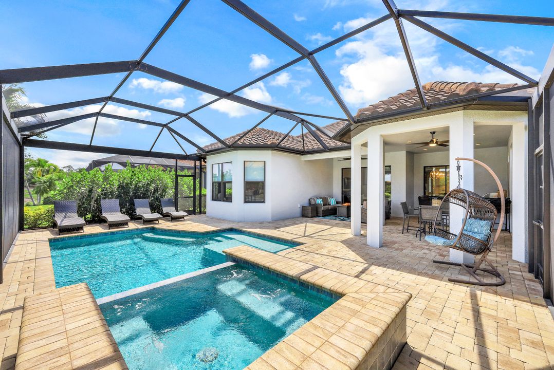 9147 Trivoli Ter, Naples, FL 34119