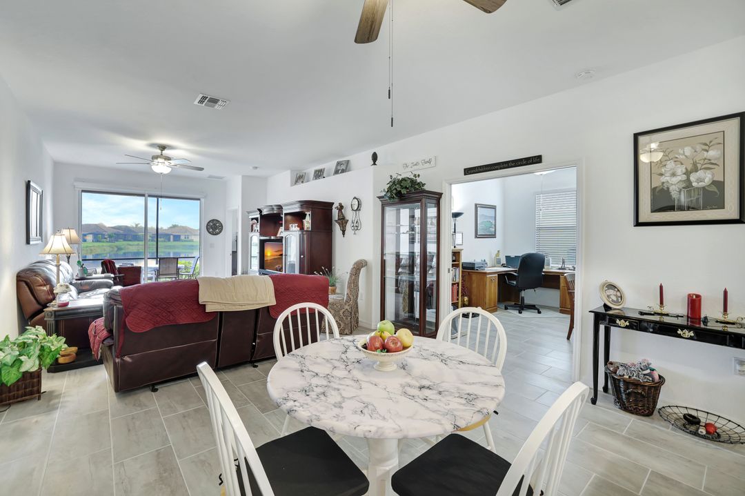 1653 Alameda Dr, Naples, FL 34120