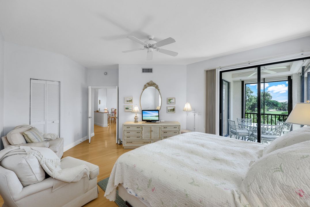 7040 Pelican Bay Blvd #D301, Naples, FL 34108