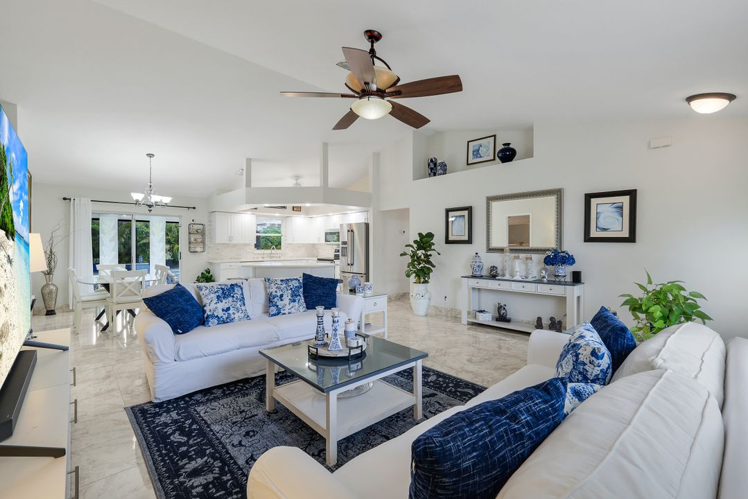 1006 NE 2nd Pl, Cape Coral, FL 33909