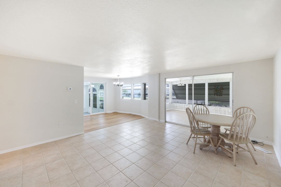 274 Yorkshire Ave, Fort Myers, FL 33908