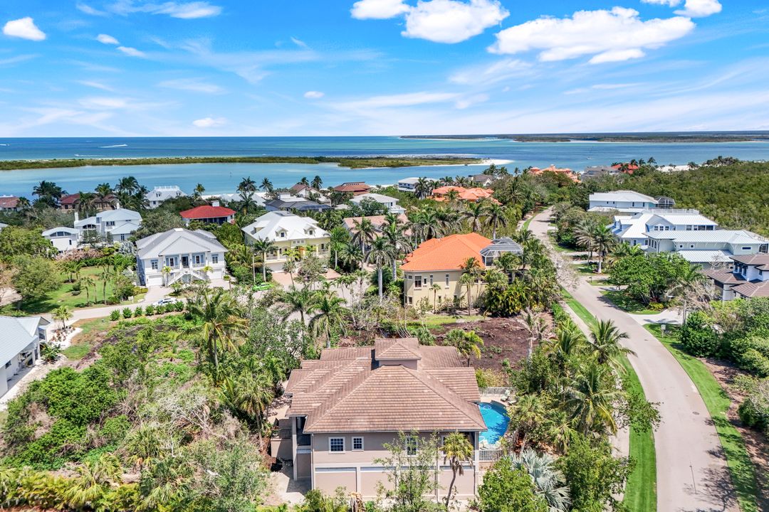 940 Sea Oats Ct, Marco Island, FL 34145