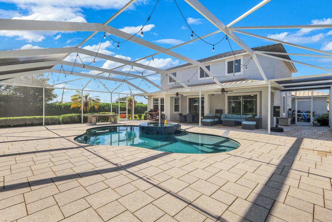 2545 Ashbury Cir, Cape Coral, FL 33991