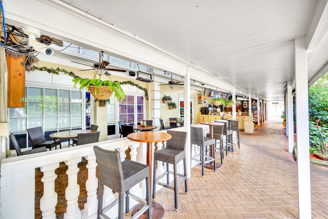 2555 Tamiami Trail N #263, Naples, FL 34103