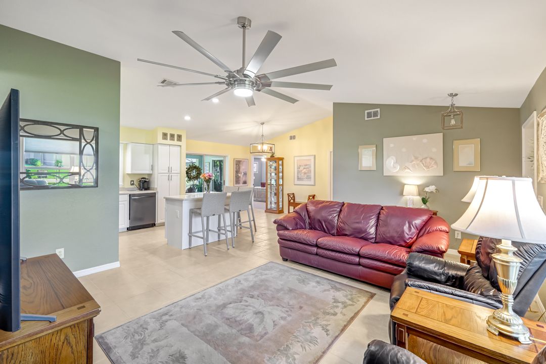 213 SW 38th Terrace, Cape Coral, FL 33914