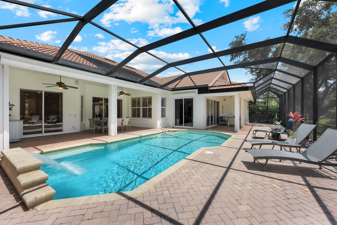 6632 Glen Arbor Way, Naples, FL 34119
