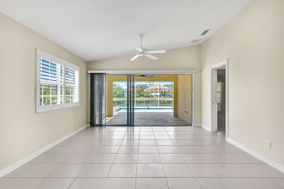 3312 Cayman Ln, Naples, FL 34119