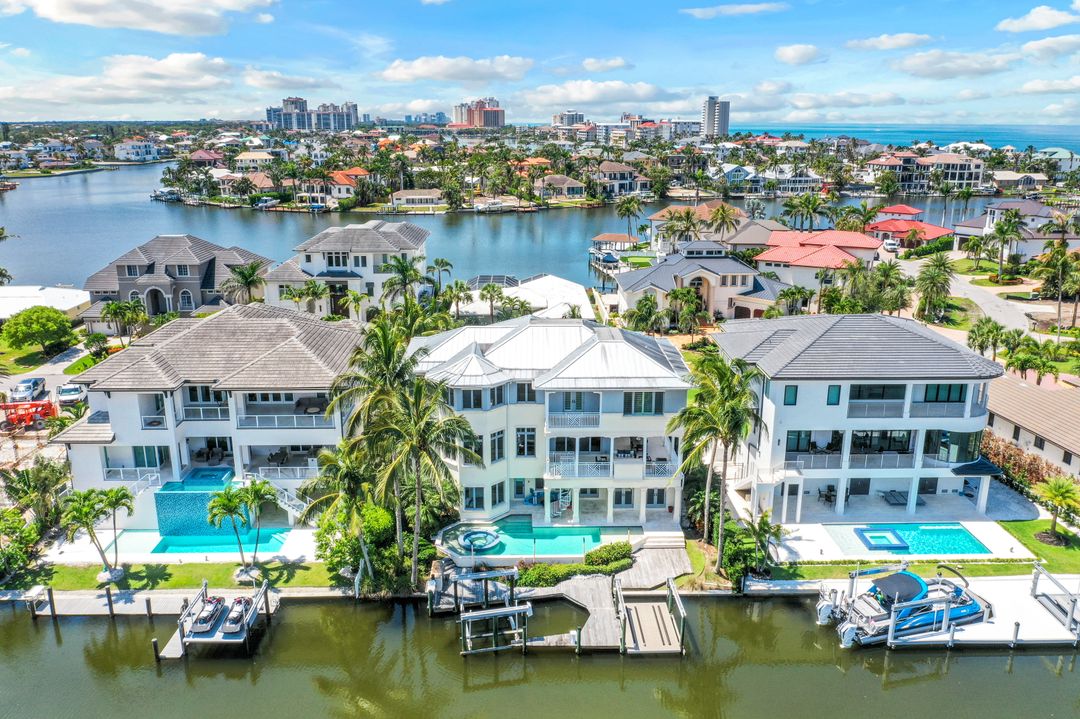 169 Conners Ave, Naples, FL 34108