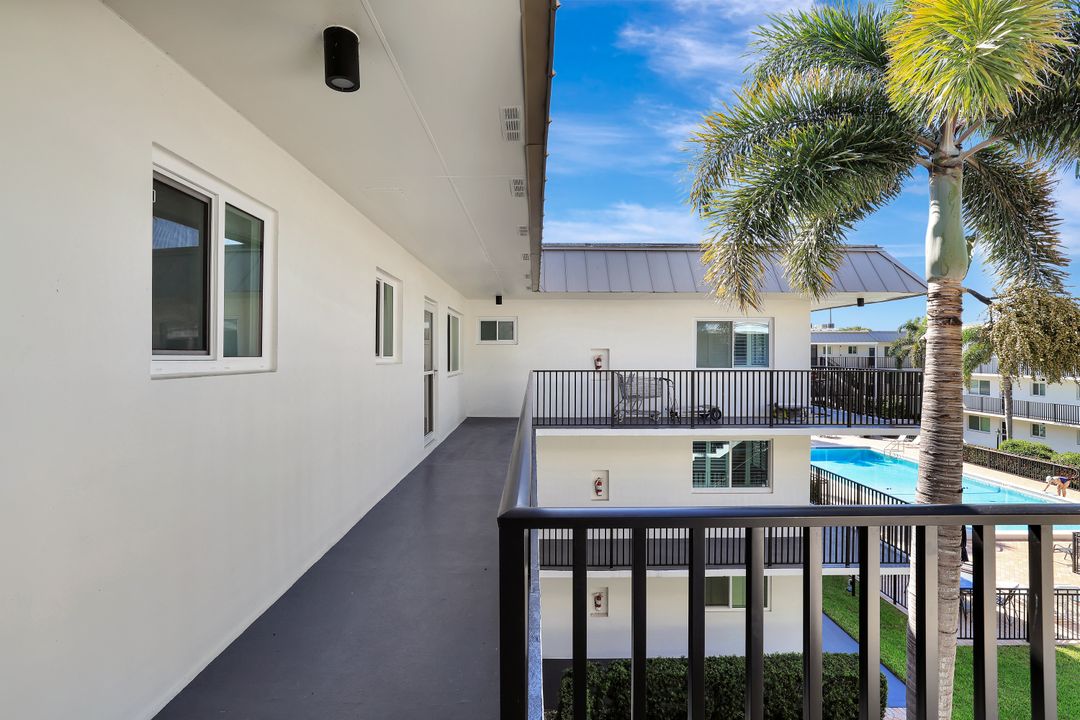 766 Central Ave #304, Naples, FL 34102