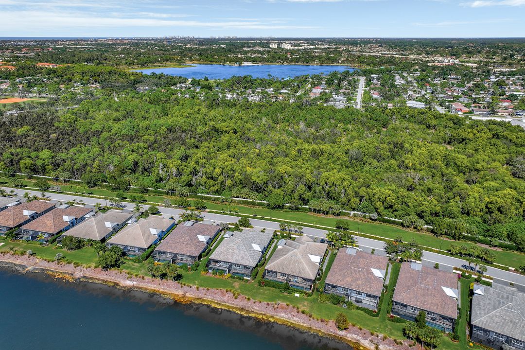5666 Elbow Ave, Naples, FL 34113