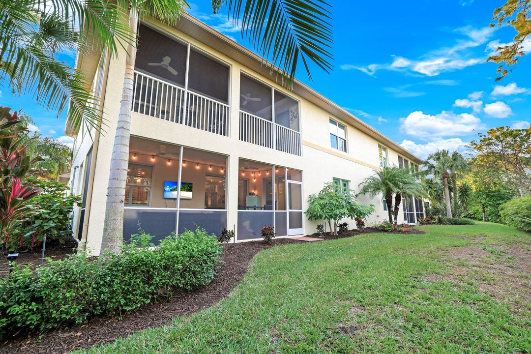 7878 Clemson St #102, Naples, FL 34104