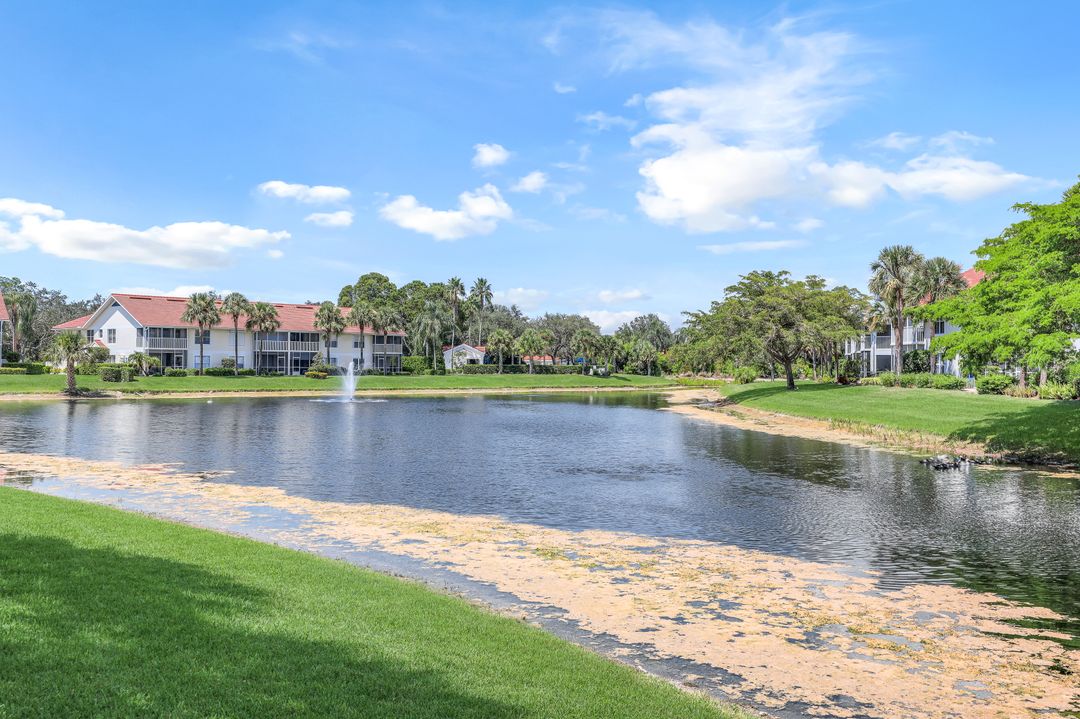 4970 Deerfield Way #103, Naples, FL 34110