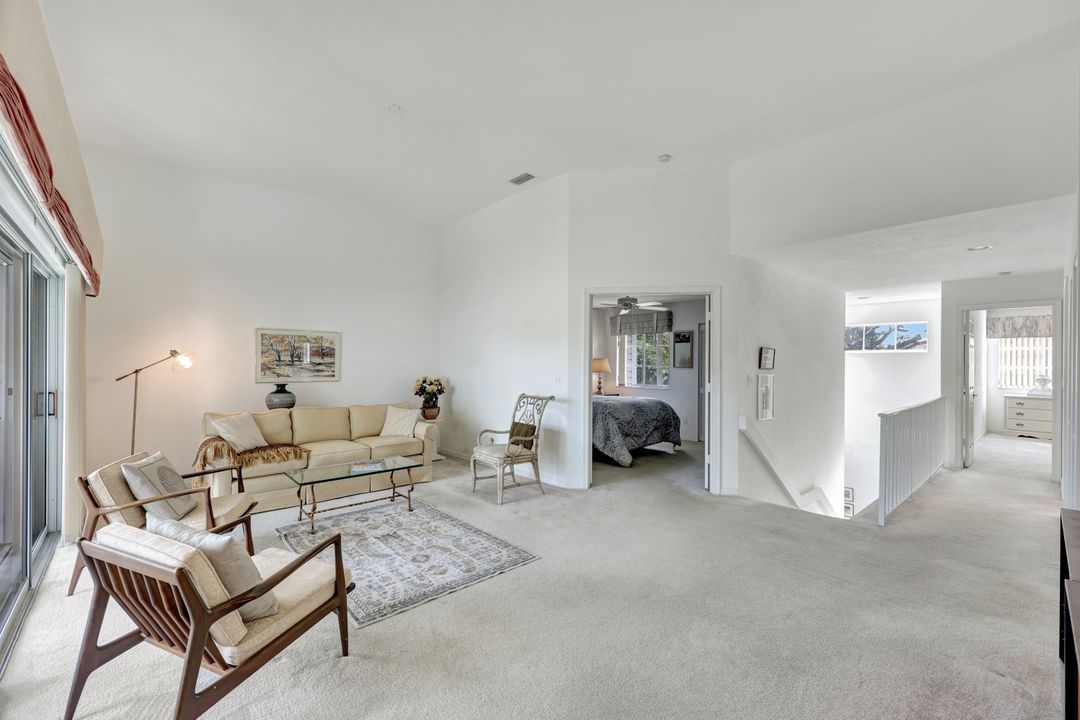 2861 Citrus Lake Dr #L201, Naples, FL 34109