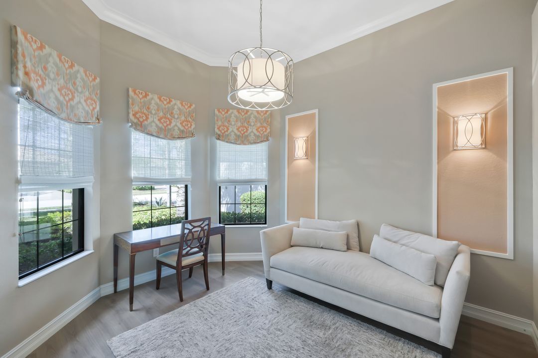 6542 Amarone Ln, Naples, FL 34113