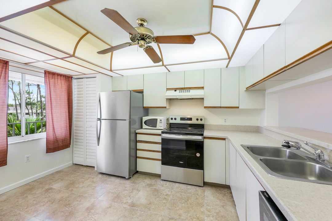 3002 Sandpiper Bay Cir #A-306, Naples, FL 34112