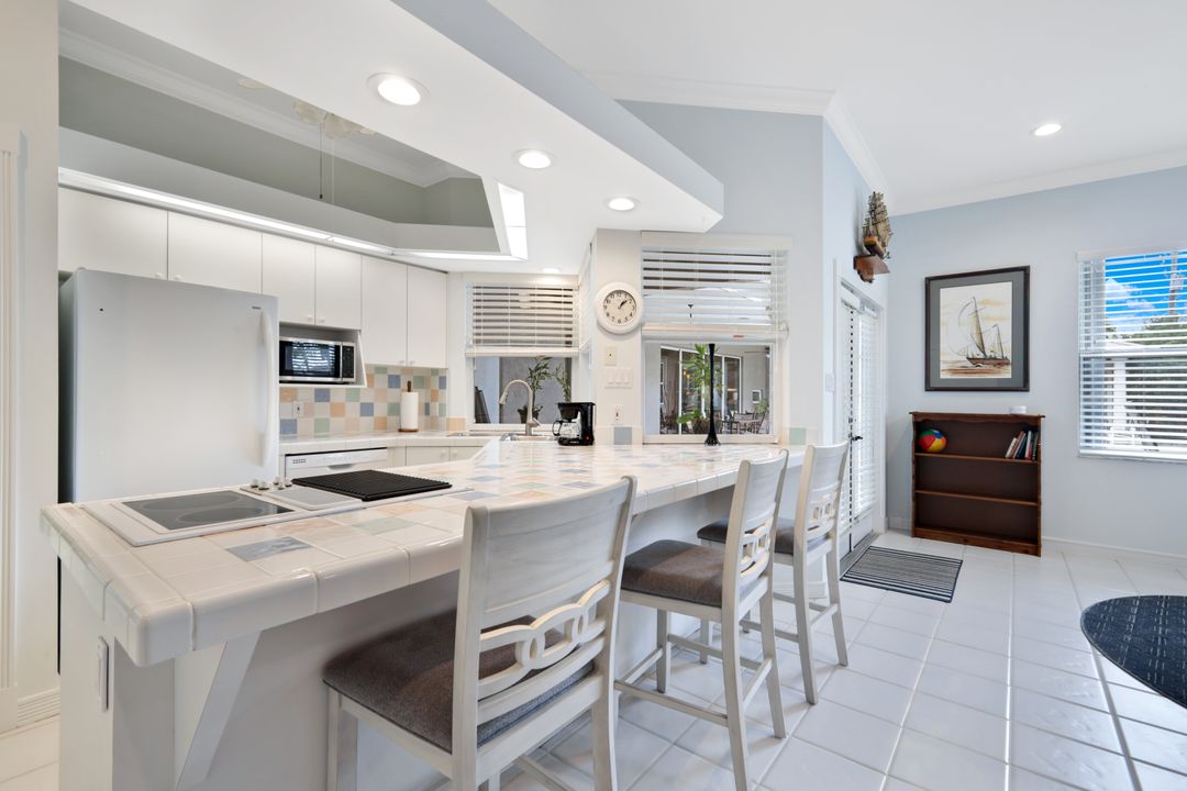 729 Dean Way, Fort Myers, FL 33919