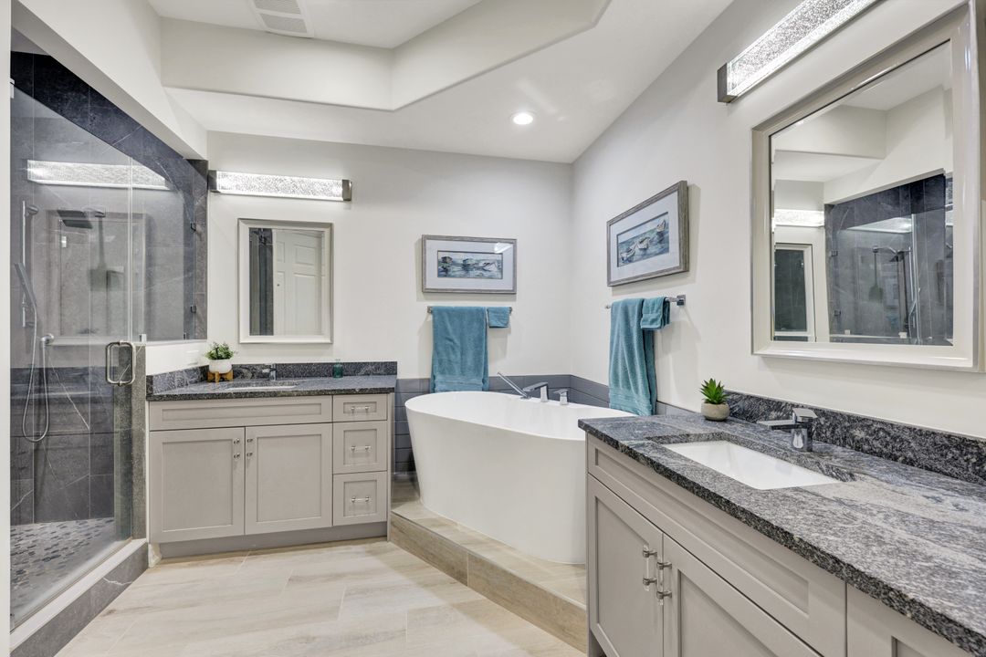 3310 Hamlet Dr #3, Naples, FL 34105