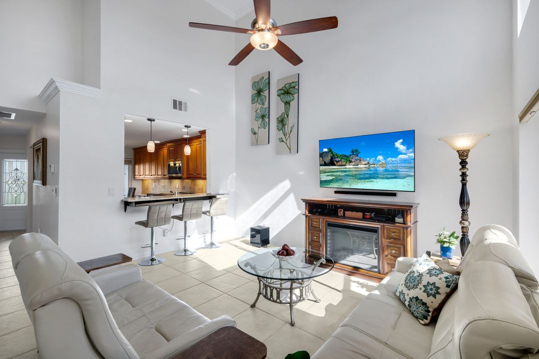 172 Sabal Lake Dr, Naples, FL 34104