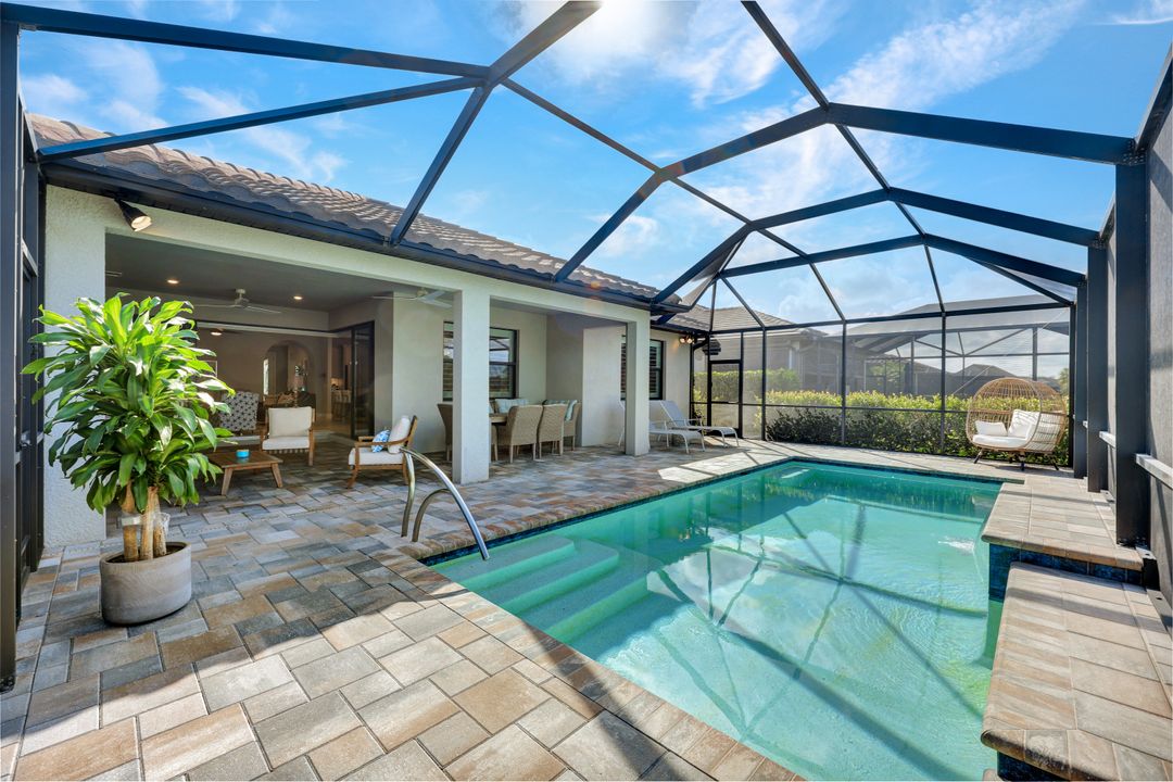 19572 Utopia Ln, Estero, FL 33913