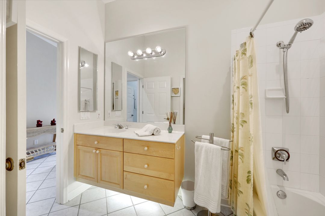 6590 Beach Resort Dr #2, Naples, FL 34114