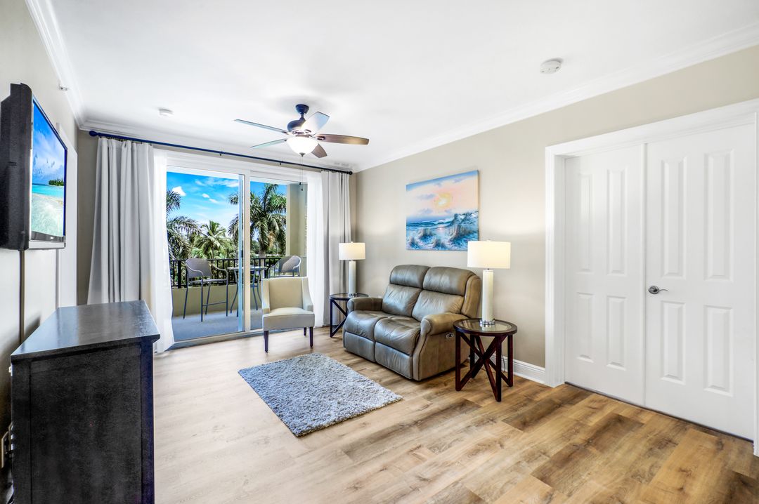 2825 Palm Beach Blvd #316, Fort Myers, FL 33916