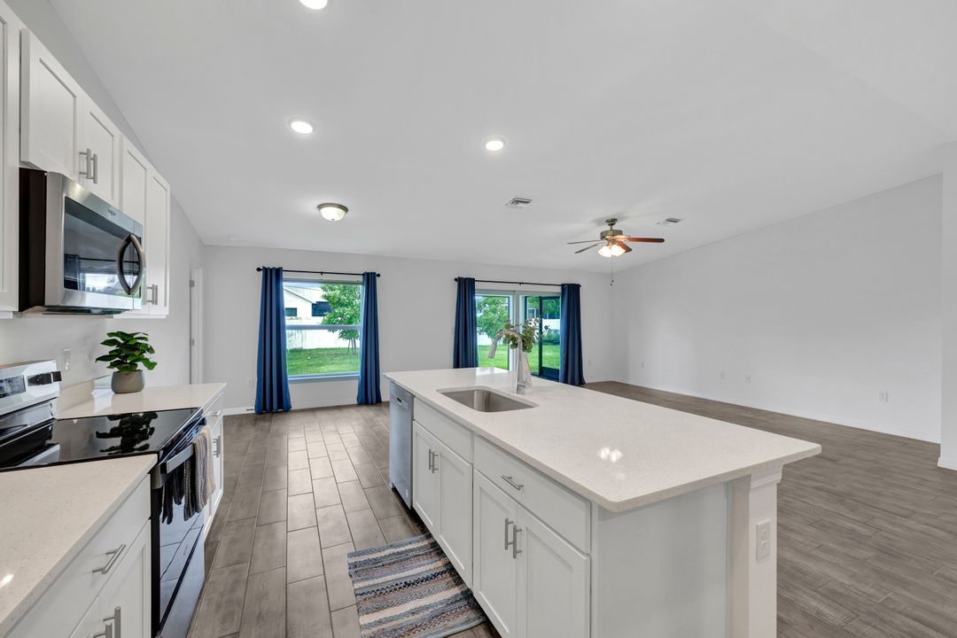 1314 SW 35th Terrace, Cape Coral, FL 33914