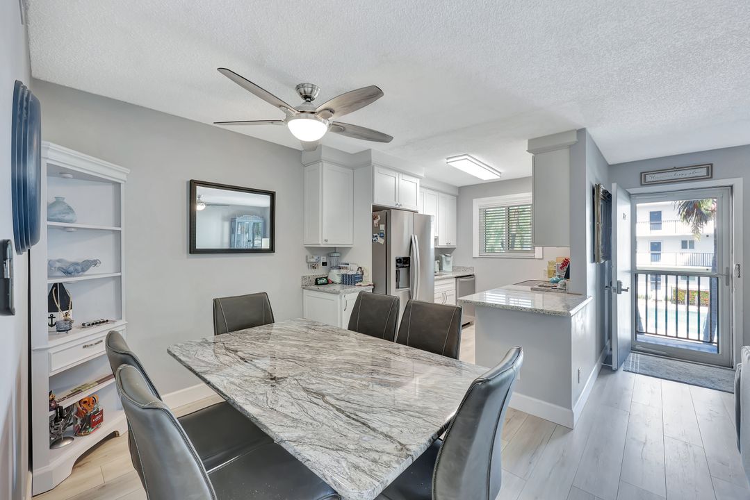 766 Central Ave #207, Naples, FL 34102