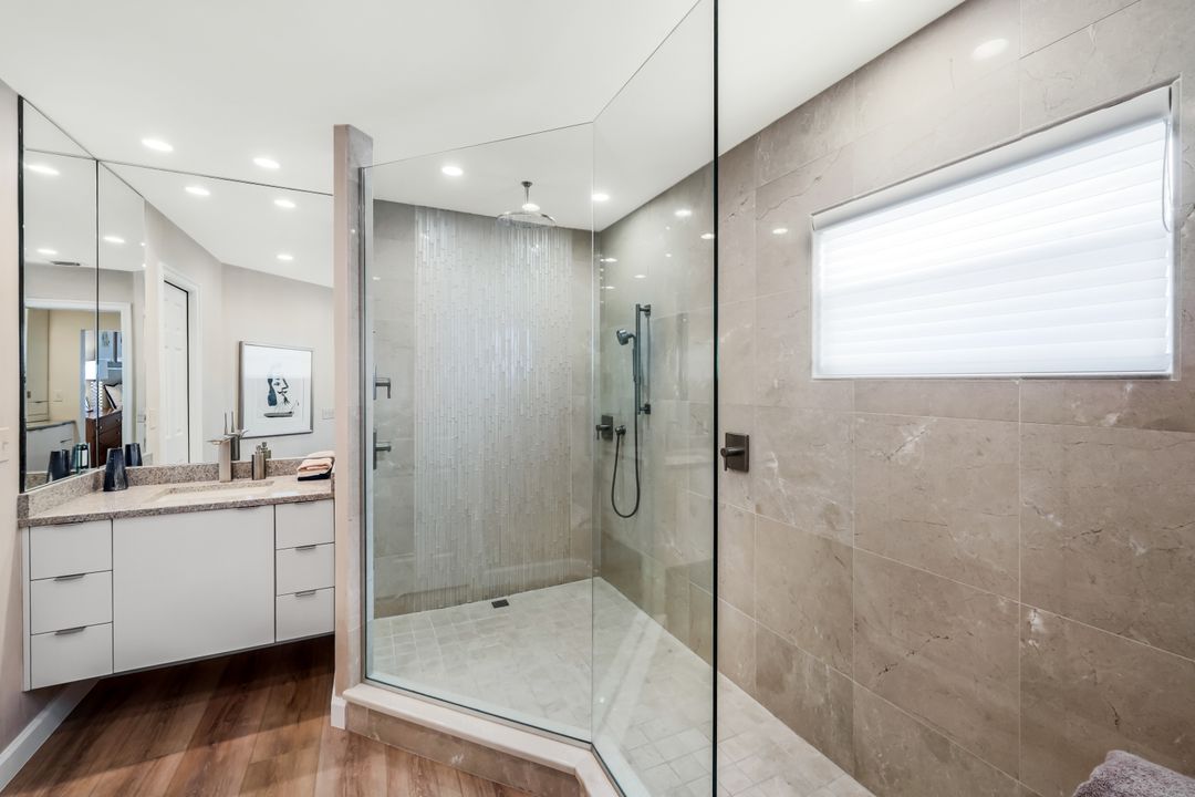 353 Carlton Pl, Naples, FL 34108