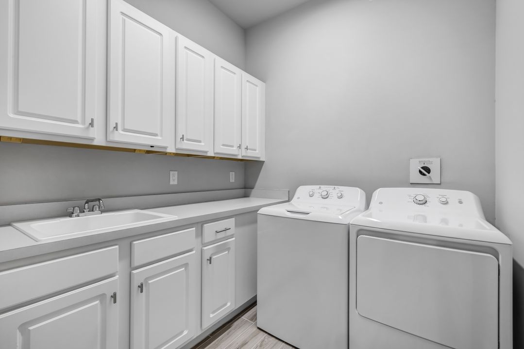 15910 Prentiss Pointe Cir, 101 Fort Myers, FL 33908