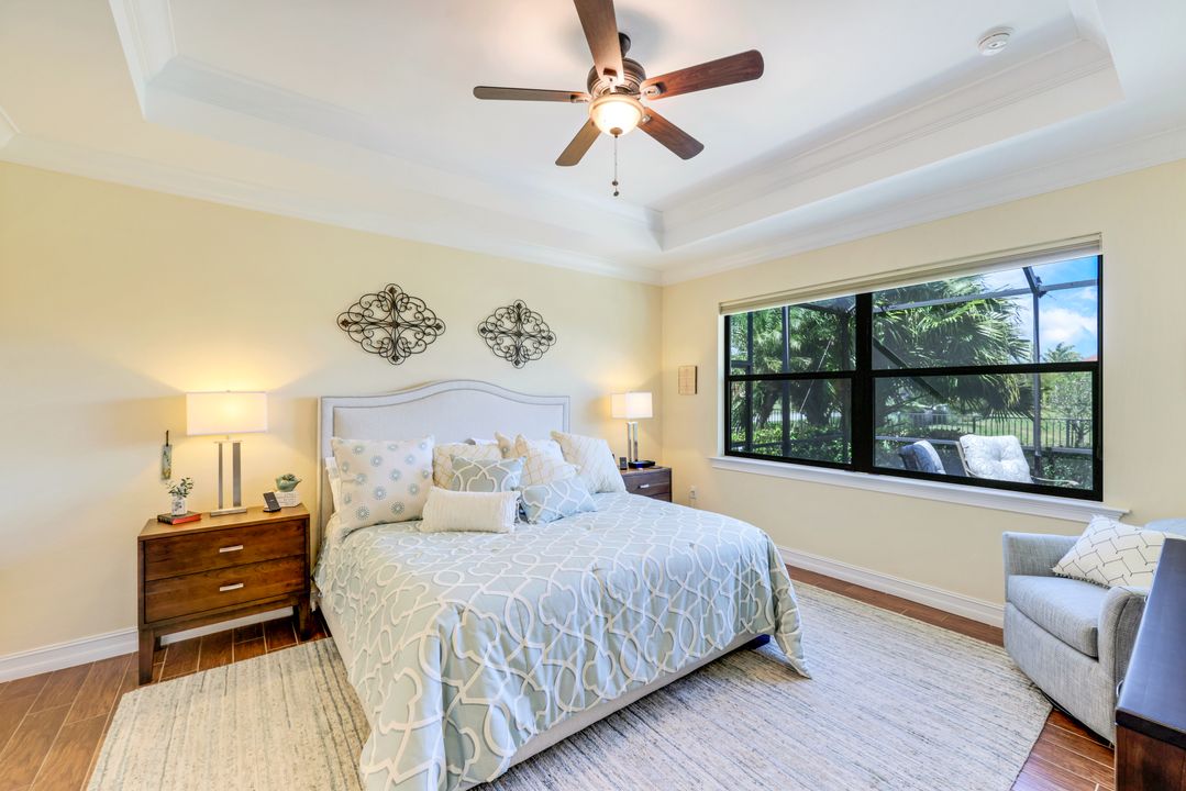 1585 Mockingbird Dr, Naples, FL 34120