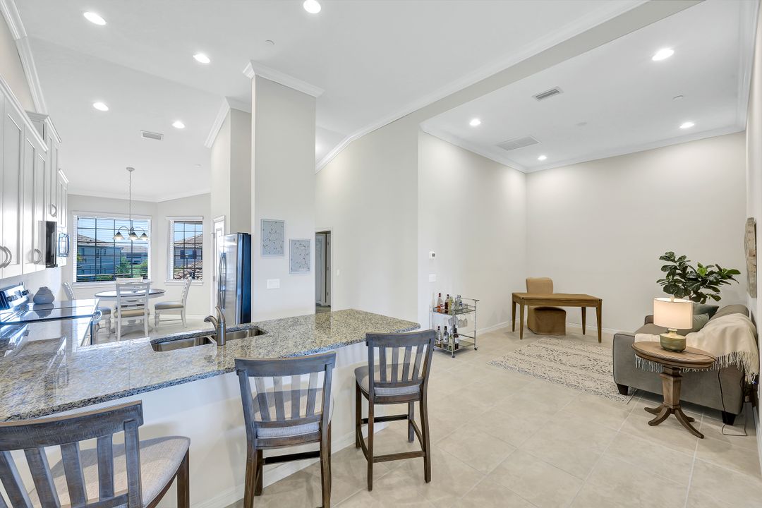 9389 Pocida Ct #203, Naples, FL 34119