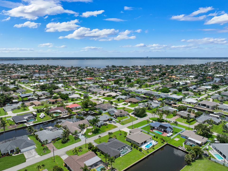 2526 SE 19th Pl, Cape Coral, FL 33904