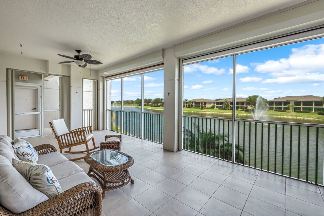 510 Avellino Isles Cir #2202, Naples, FL 34119