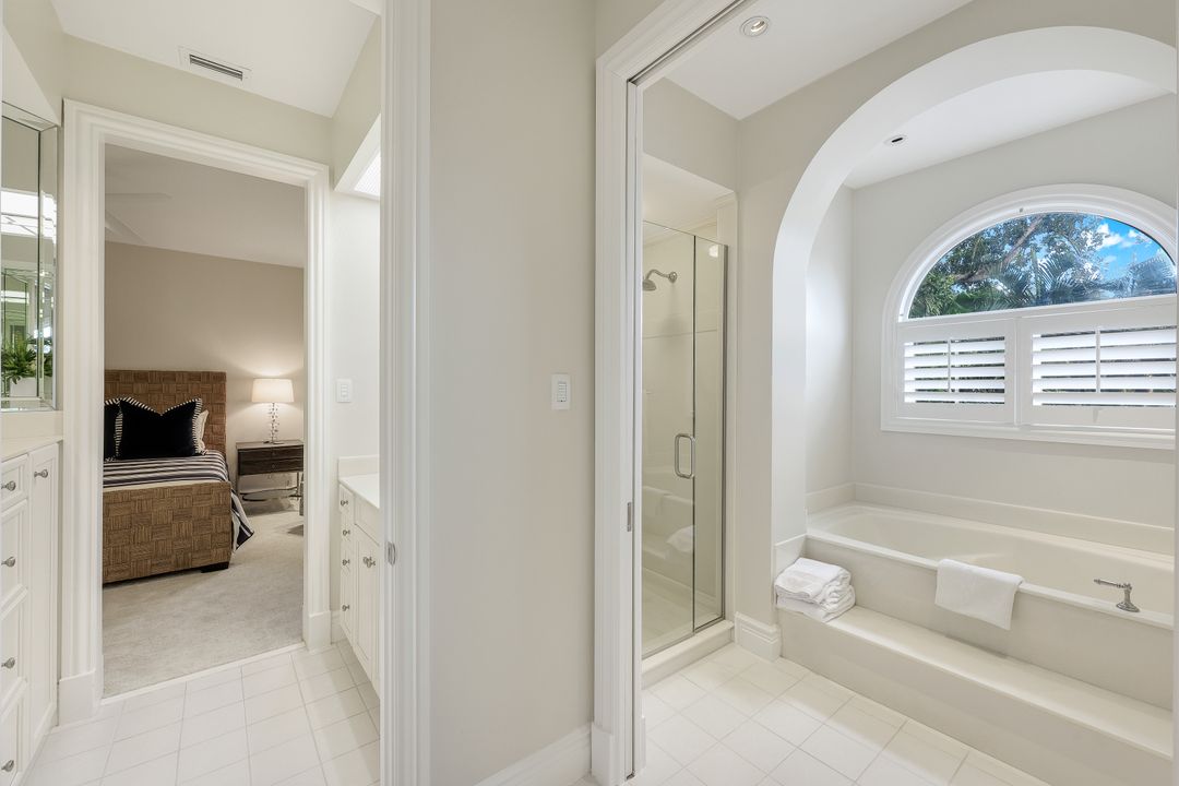 4111 Harbor Oaks Ct, Bonita Springs, FL 34134