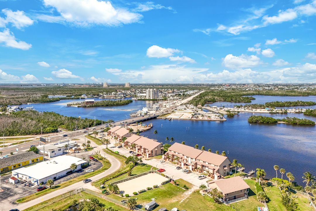 894 Buttonwood Dr #219, Fort Myers Beach, FL 33931