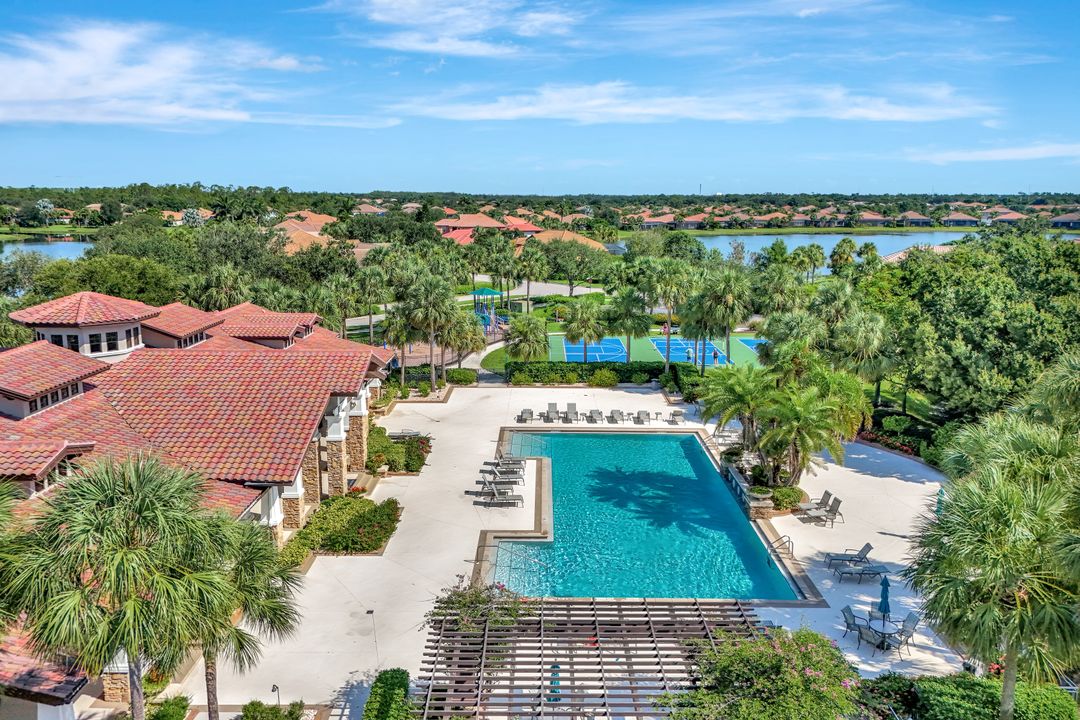 12693 Kentwood Ave, Fort Myers, FL 33913