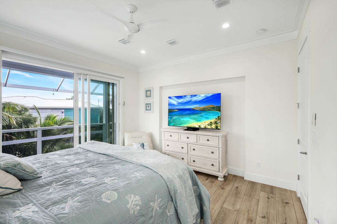 1376 Jamaica Dr, Sanibel, FL 33957