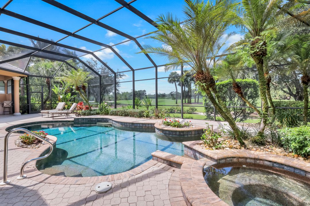 23092 Shady Knoll Dr, Bonita Springs, FL 34135