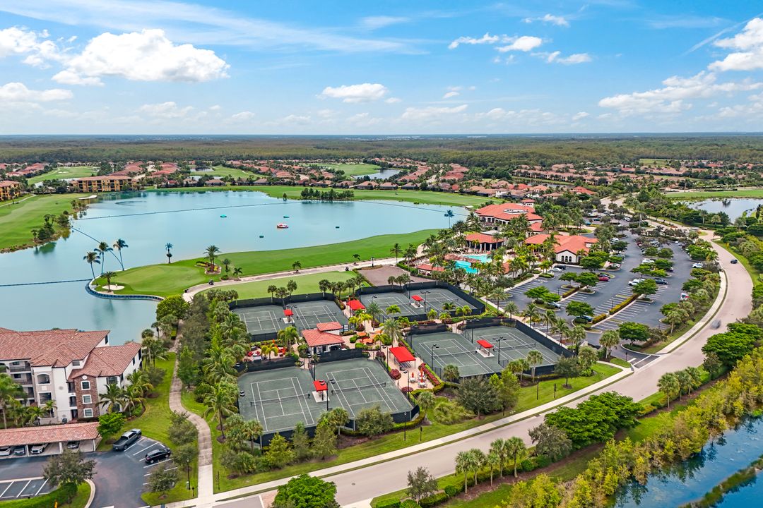 17450 Galway Run, Bonita Springs, FL 34135