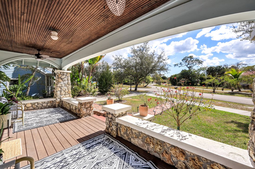 1473 Barcelona Ave, Fort Myers, FL 33901