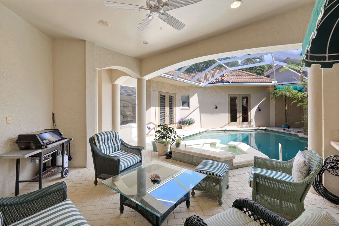 4959 Bollard Ct, Naples, FL 34112