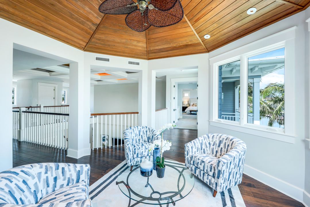 169 Conners Ave, Naples, FL 34108