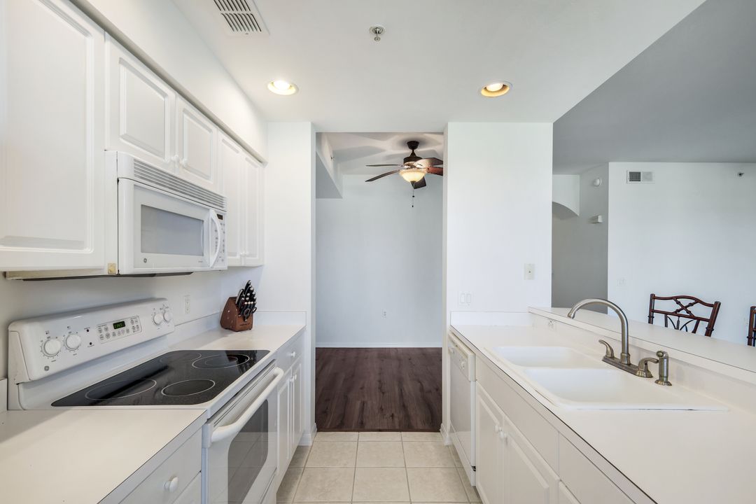 2720 Cypress Trace Cir #2912, Naples, FL 34119