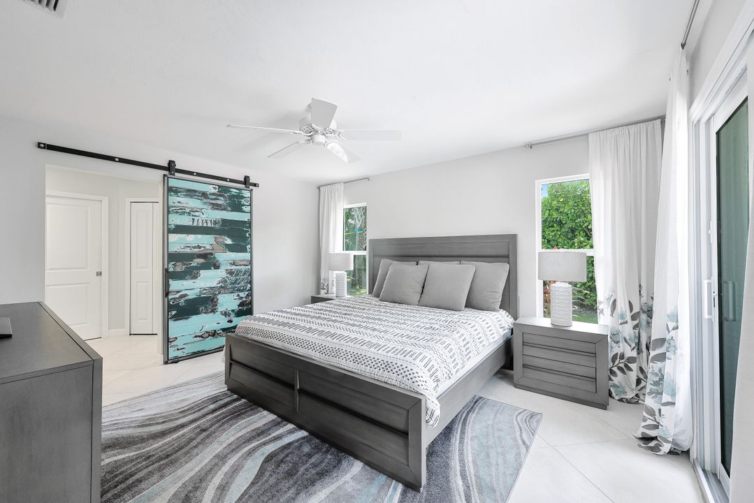 9949 Winchester Wood, Naples, FL 34109