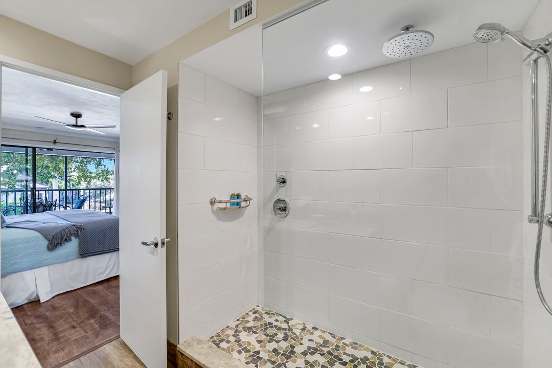 4092 Belair Ln #15, Naples, FL 34103