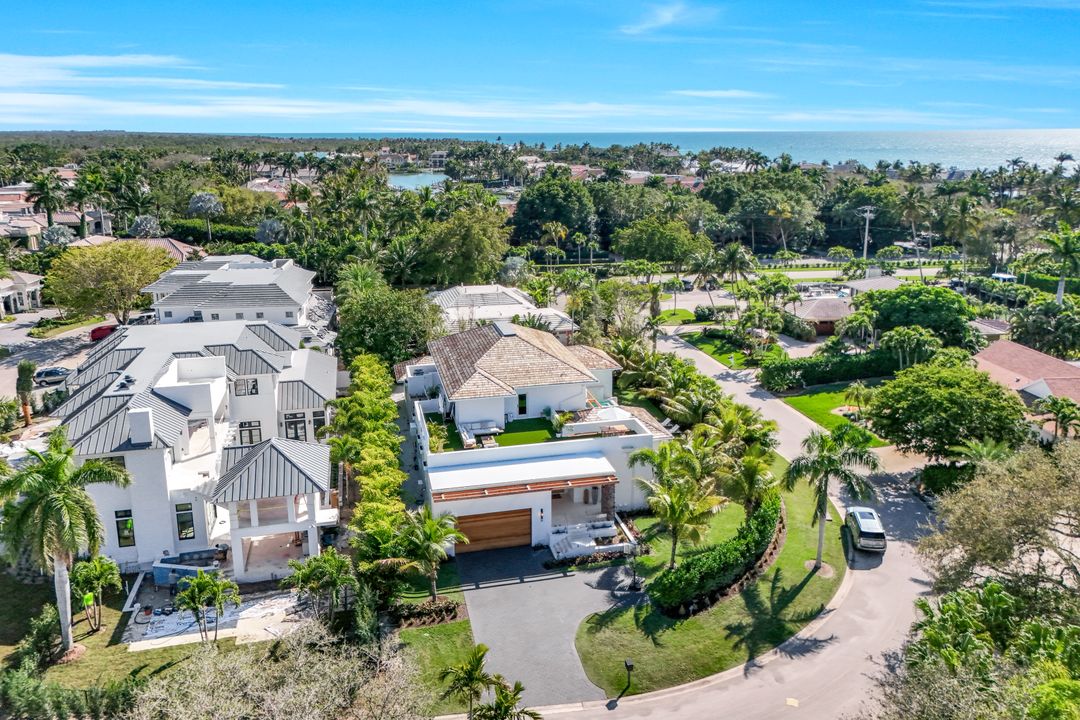 14 Sabre Ln, Naples, FL 34102