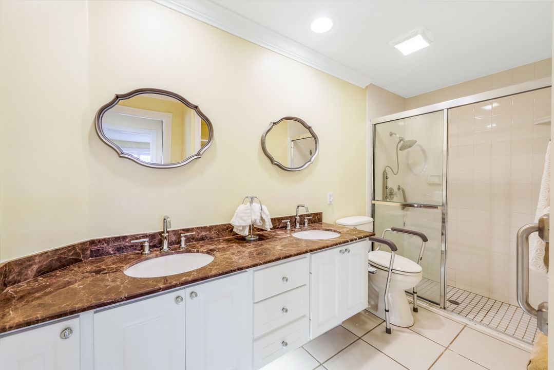 4823 Lasqueti Way, Naples, FL 34119
